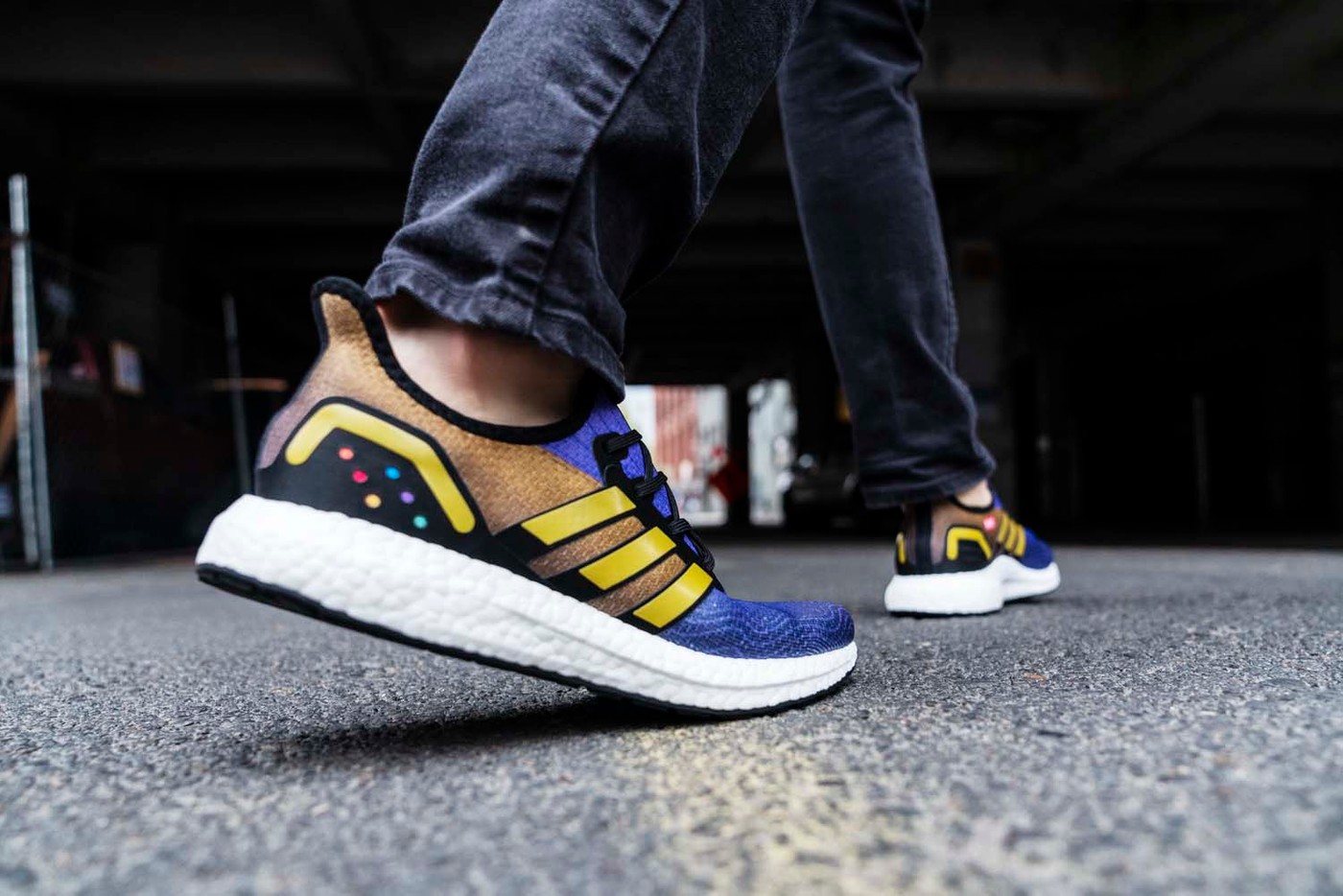 Am4 thanos adidas on sale